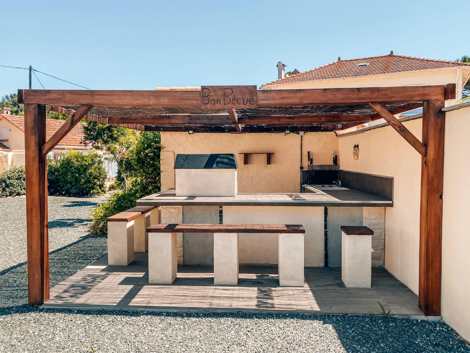 Reve D'Azur, Mazet En Bord De Mer, Parking, Piscine Partagee, Terrasse Bbq & Draps Inclus La Nartelle, 1 Salon, 1 Chambre, 1 Cuisine , 1 Sdb Sainte-Maxime Exterior foto
