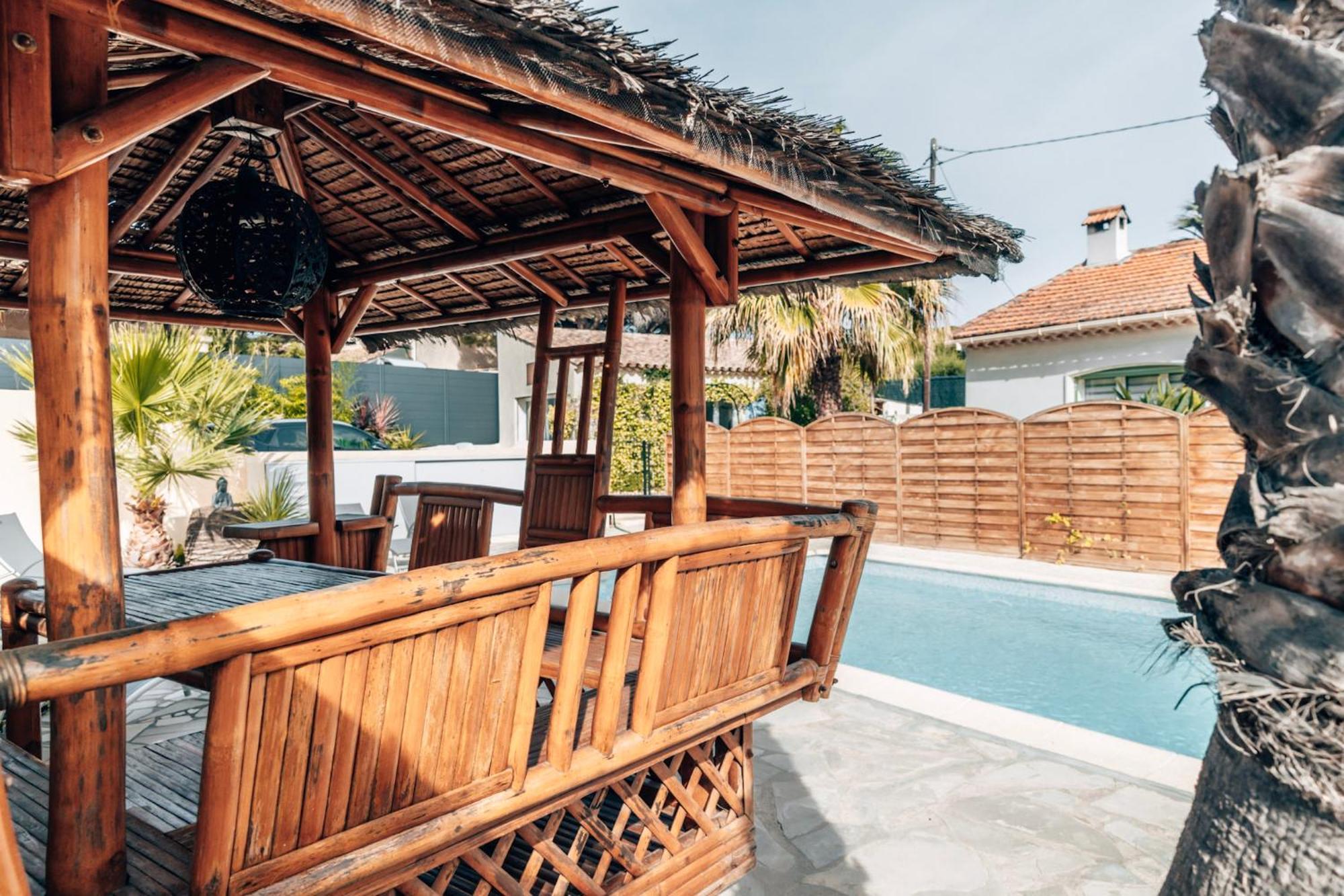 Reve D'Azur, Mazet En Bord De Mer, Parking, Piscine Partagee, Terrasse Bbq & Draps Inclus La Nartelle, 1 Salon, 1 Chambre, 1 Cuisine , 1 Sdb Sainte-Maxime Exterior foto