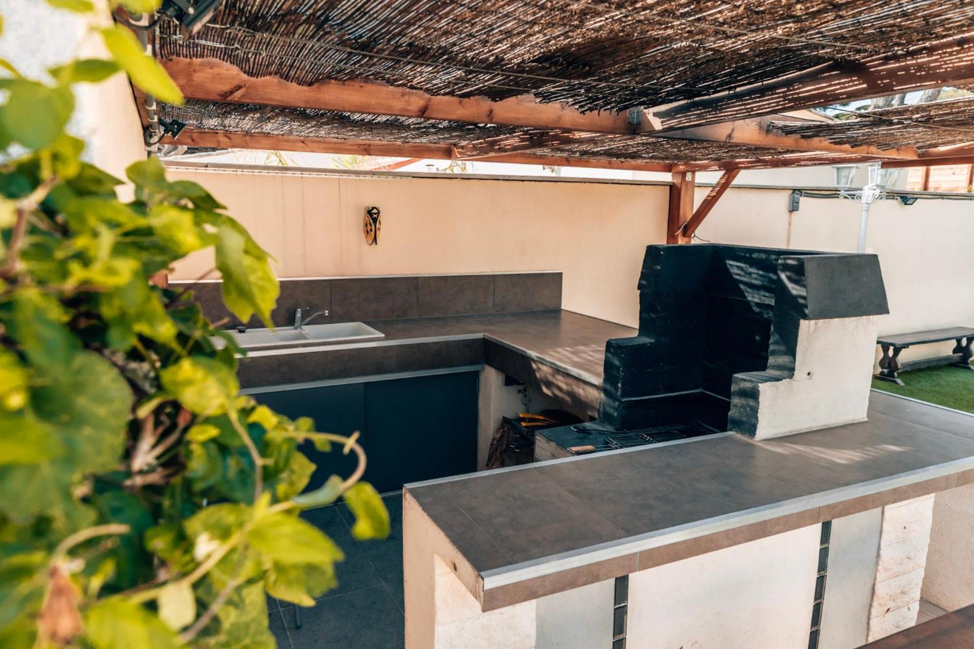 Reve D'Azur, Mazet En Bord De Mer, Parking, Piscine Partagee, Terrasse Bbq & Draps Inclus La Nartelle, 1 Salon, 1 Chambre, 1 Cuisine , 1 Sdb Sainte-Maxime Exterior foto