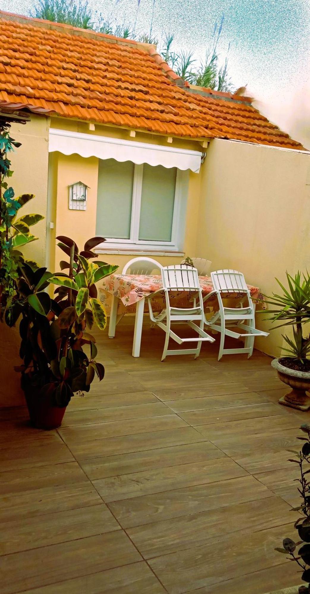 Reve D'Azur, Mazet En Bord De Mer, Parking, Piscine Partagee, Terrasse Bbq & Draps Inclus La Nartelle, 1 Salon, 1 Chambre, 1 Cuisine , 1 Sdb Sainte-Maxime Exterior foto